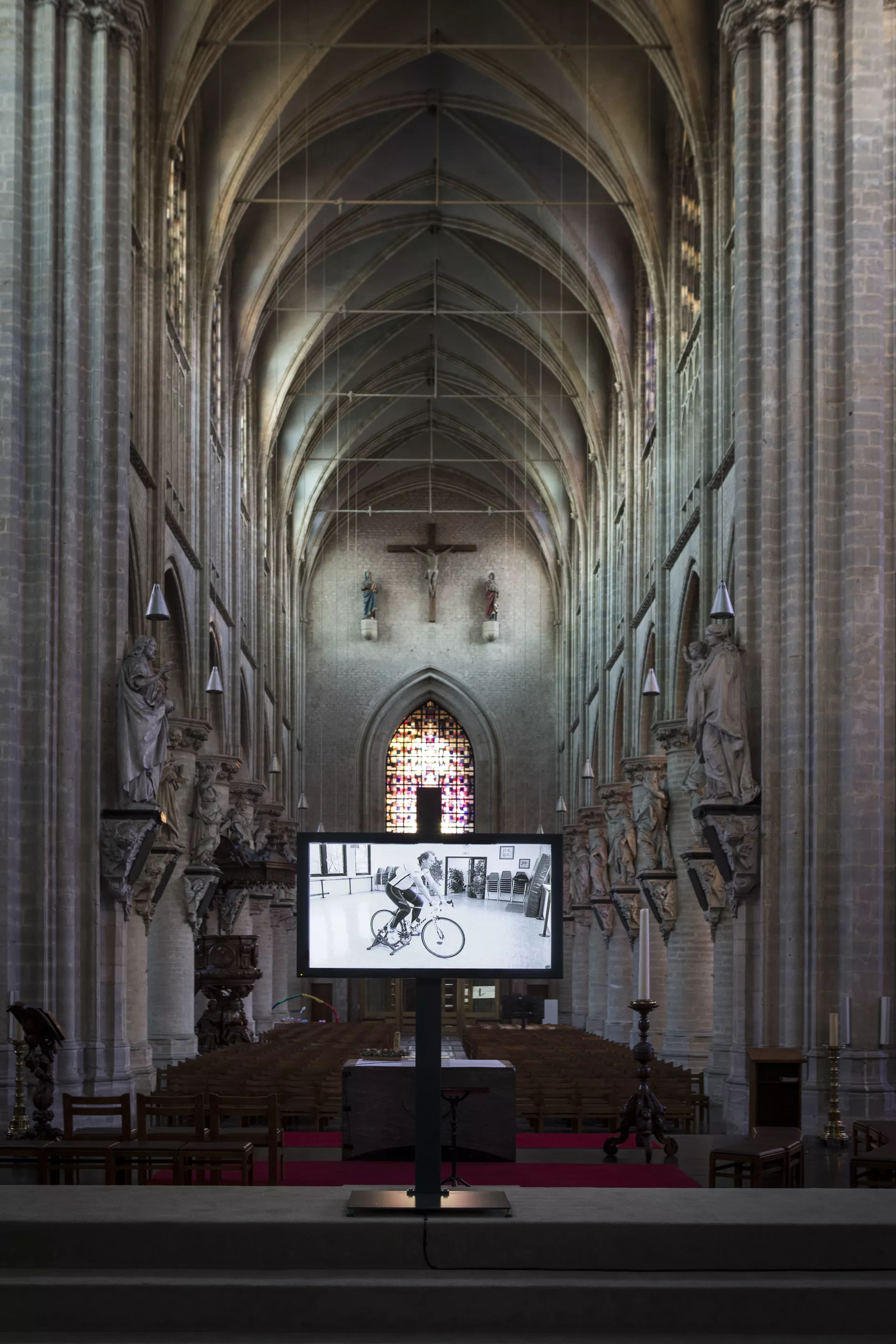 © Josef Dabernig, Excursus on Fitness © Josef Dabernig, Excursus on Fitness