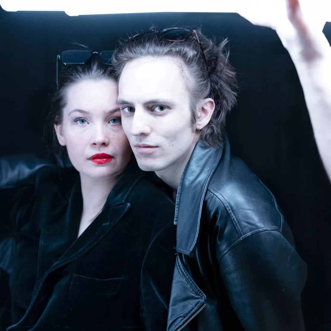 Laurie &amp; Lou - © Koen Broos