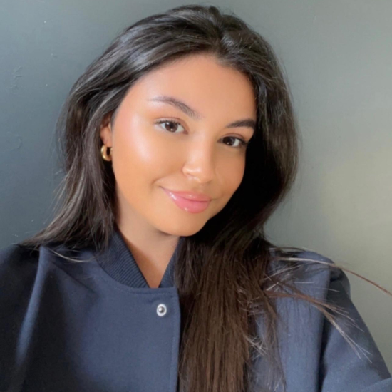 Profile picture for user Inaya Van Esbroeck