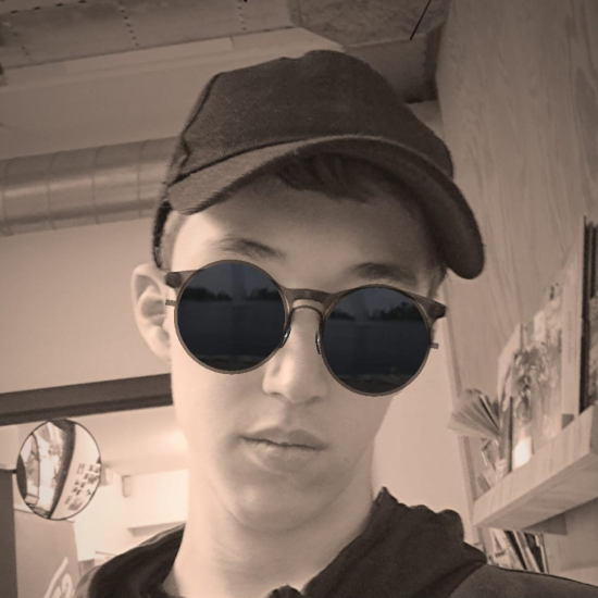 Profile picture for user Roevi Aisenthal