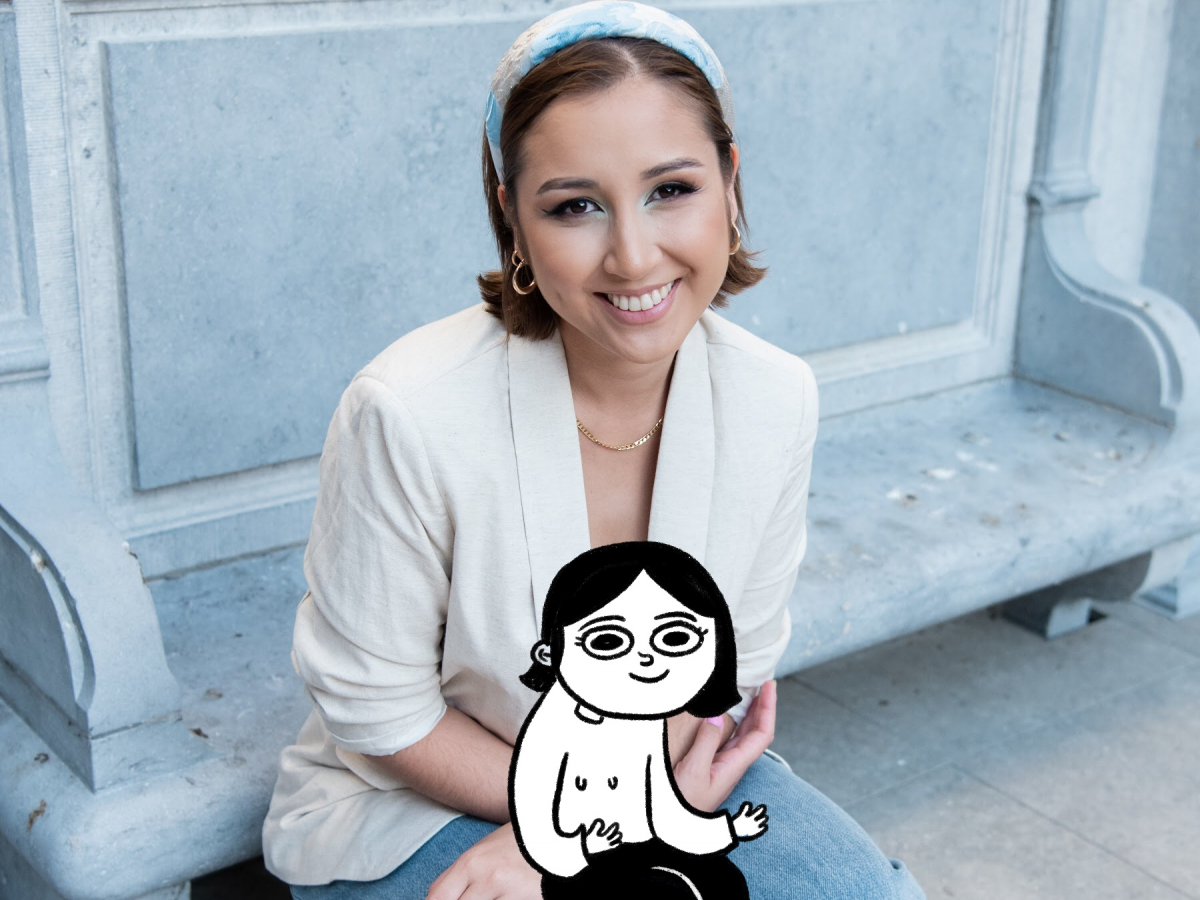 Christina met figuurtje Chrostin op de knie