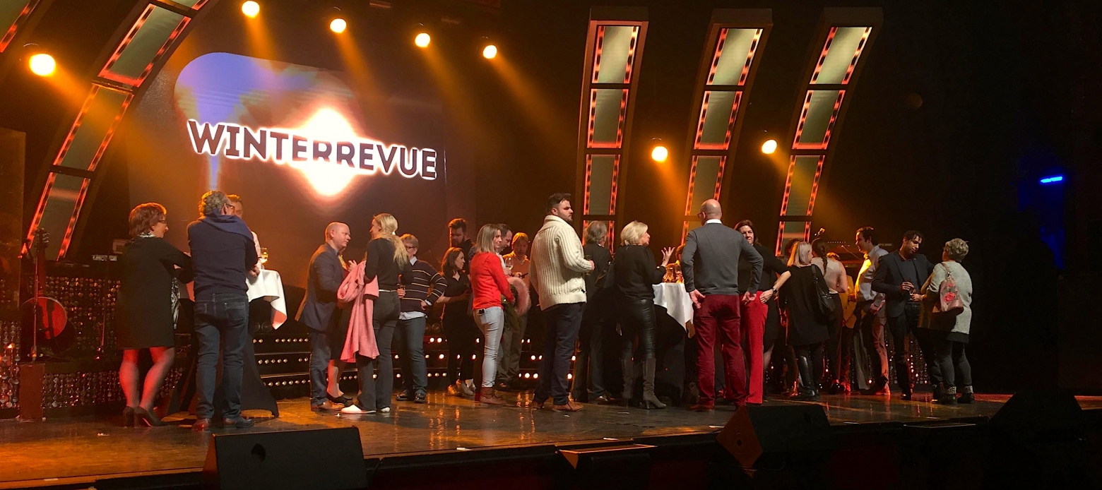 On Stage - VIP