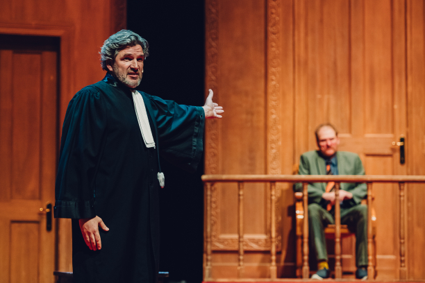 Assisen Live - De Priestermoord