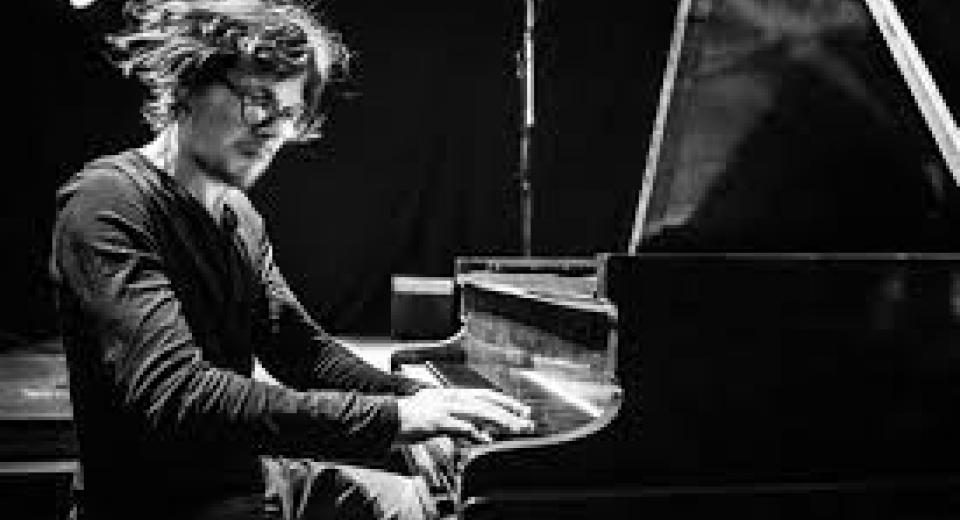 Seppe Gebruers op piano