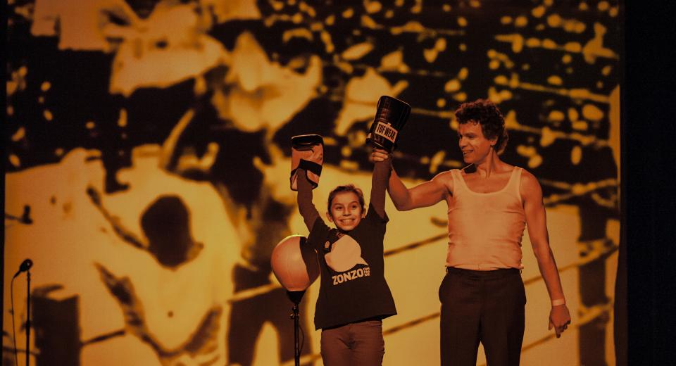 Beeld uit voorstelling Mile(s)tones over Miles Davis van Zonzo Compagnie