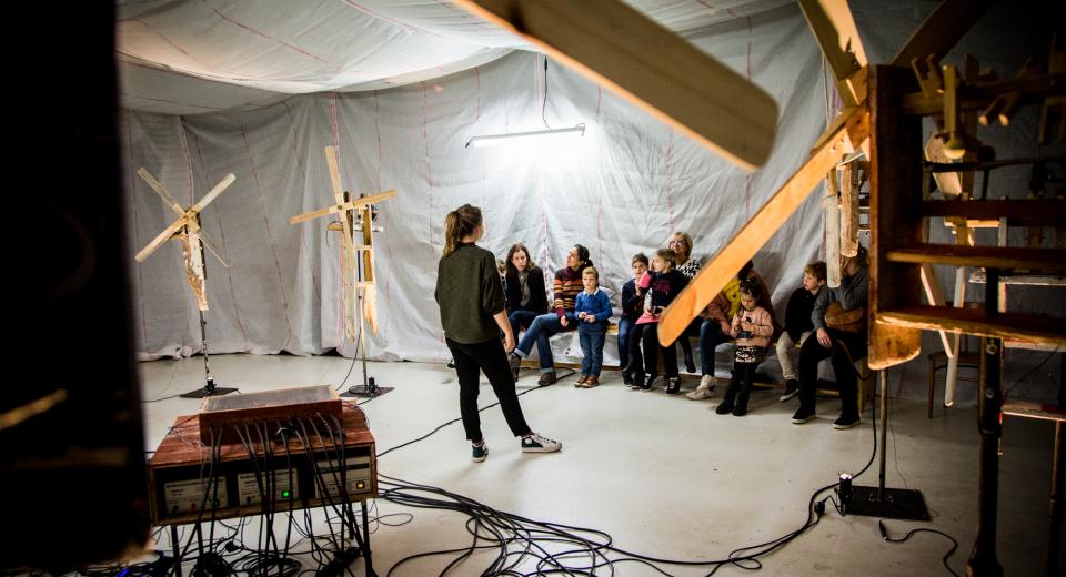 Muzieklabyrint Zonzo Compagnie Klopotec Orkestra Hans Beckers